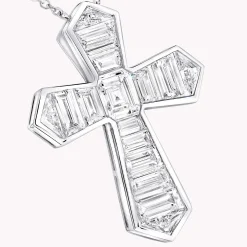 Graff Baguette Cut Diamond Cross Pendant^ Platinum|Classic Graff