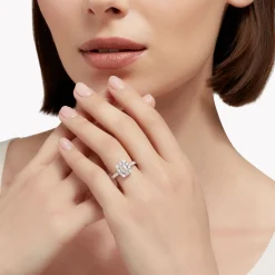Graff Icon Emerald Cut Diamond Engagement Ring^ Emerald|Icon
