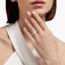 Graff Icon Oval Diamond Engagement Ring^ Oval|For Her