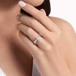 Graff Laurence Signature Round Diamond Engagement Ring^ Round|Laurence Graff Signature