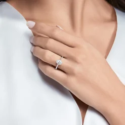 Graff Paragon Oval Diamond Engagement Ring^ Oval|Paragon