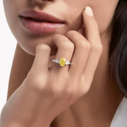 Graff Promise Oval Yellow Diamond Engagement Ring^ Oval|Promise