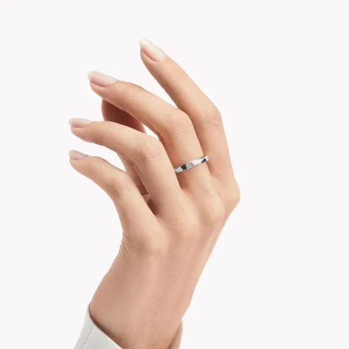Graff Spiral Pavé Diamond Band^ Couples’ Rings