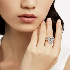 Graff Tilda's Bow Baguette Cut Diamond Drop Ring^ Tilda's Bow|Rings