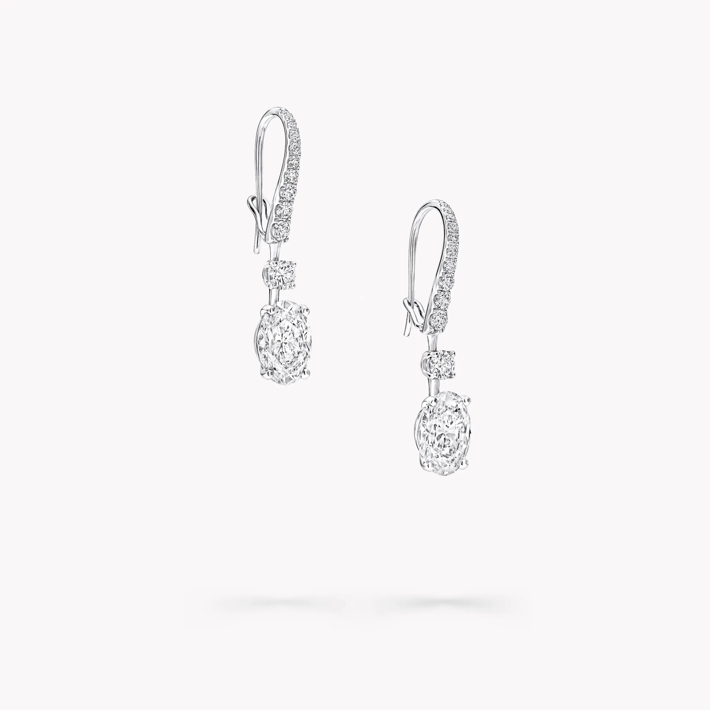 Graff Oval Diamond Earrings^ White Diamond|Classic Graff