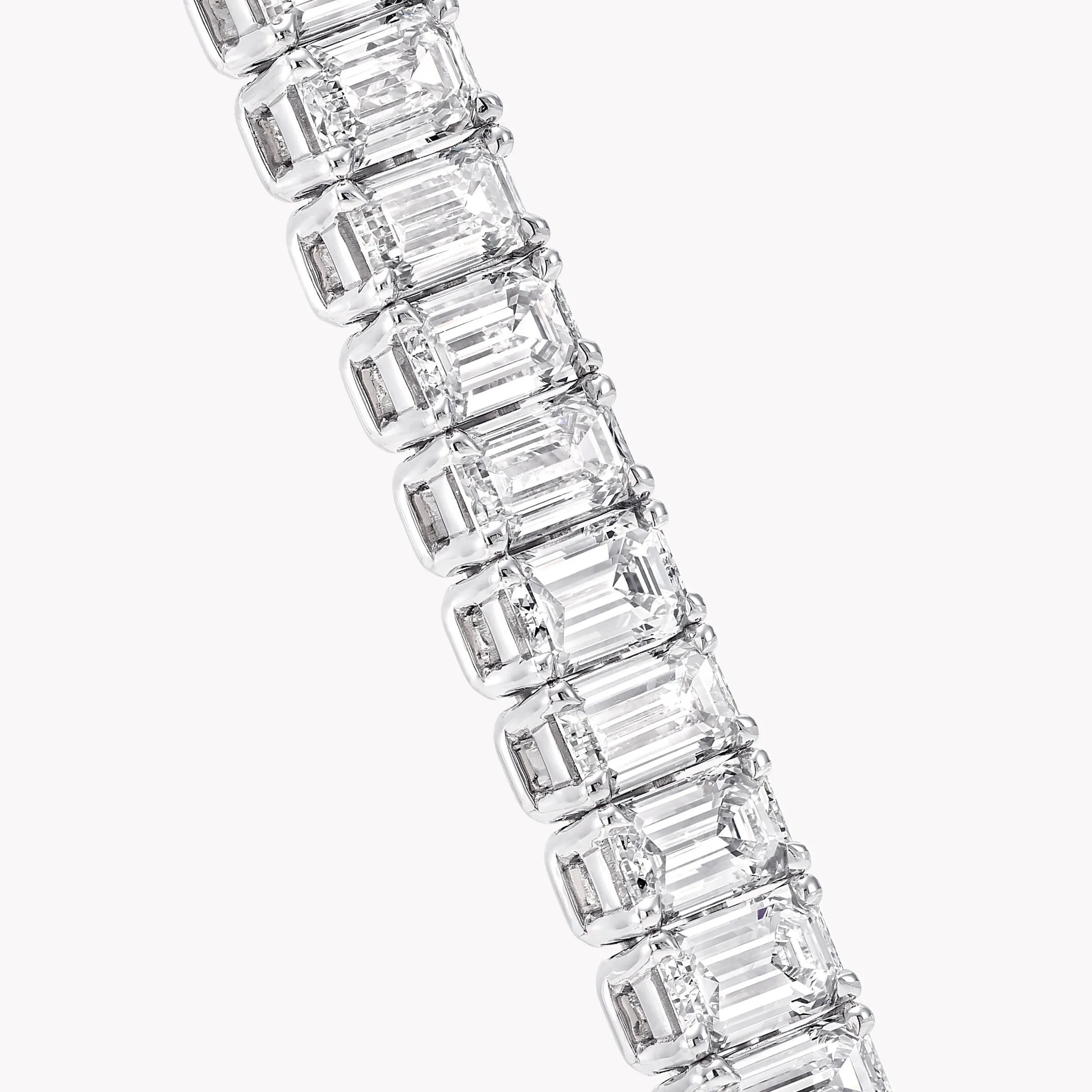 Graff Slim Emerald Cut Diamond Bracelet^ White Diamond|Classic Graff